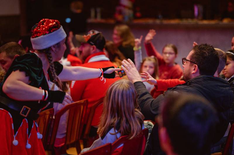 Spectacle pour arbre de noël : 60 MINUTES POUR SAUVER NOËL à marseille, Toulon et Avignon et toute la région PACA