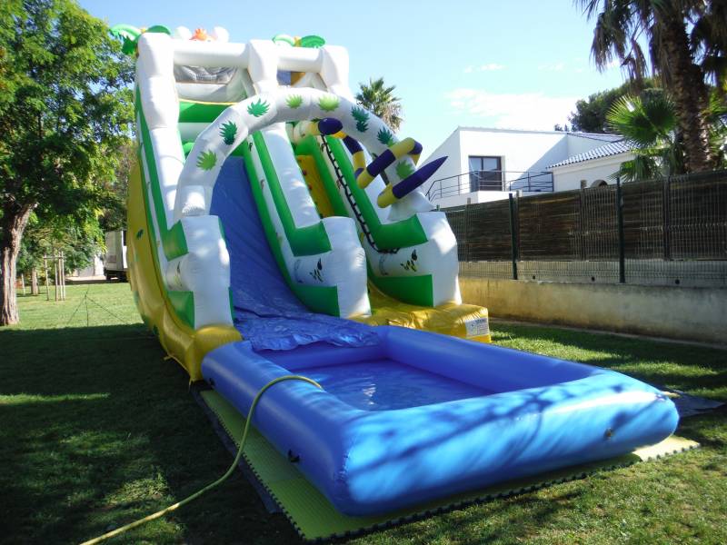 Jeux gonflables à louer pour kermesses à Avignon