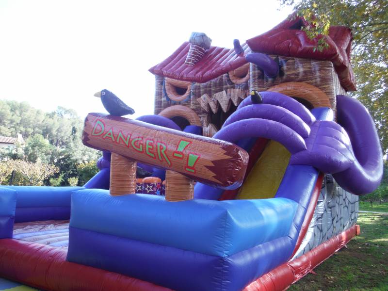 LE MANOIR DE LA TERREUR