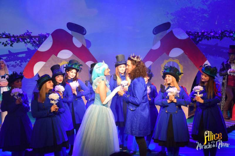 Alice et le miracle de l'hiver, spectacle de comédie musicale pour toute la famille