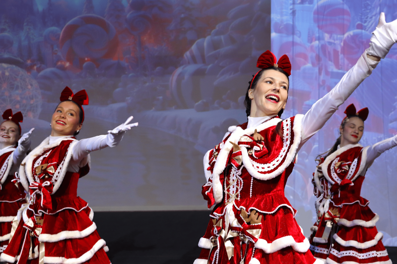 Spectacle musical pour Arbre de Noël: CHARLIE ET LA CHOCOLATERIE, Un grand Noël Gourmand. à Marseille, Nice et toute la région paca