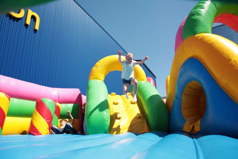 Jeux gonflables à louer pour kermesses à Salon de Provence