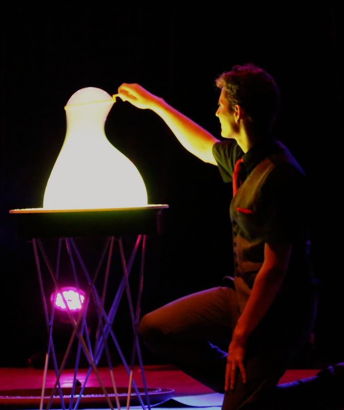 Animation bulles géantes pour cocktail à Marseille