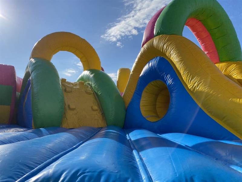 location structure gonflable à  allauch et plan de cuques