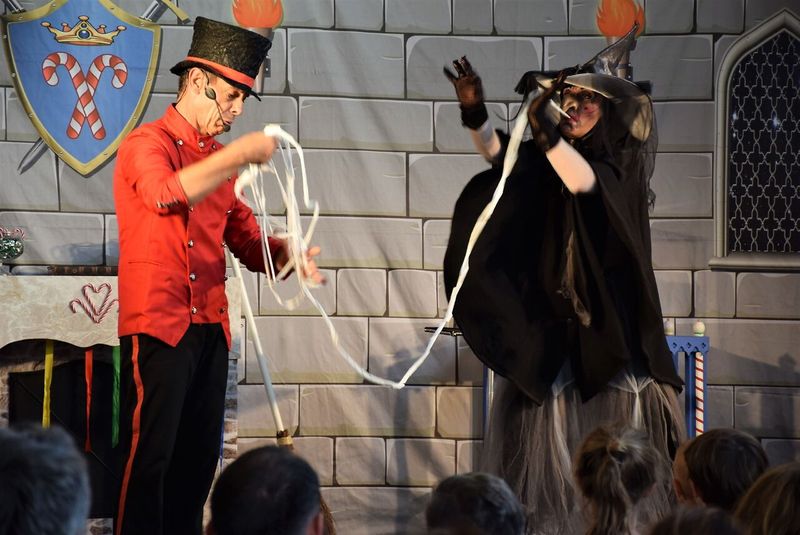 LE GARDIEN DES BONBONS DE NOËL : Un spectacle de Noël original et très participatif