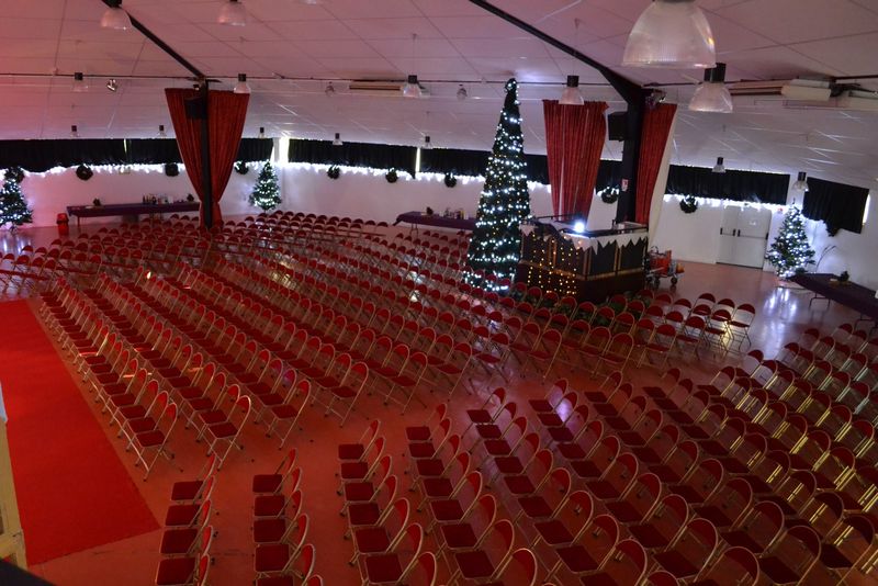 Arbre de Noël au Village des Automates et Parc Montopoto à Saint Cannat