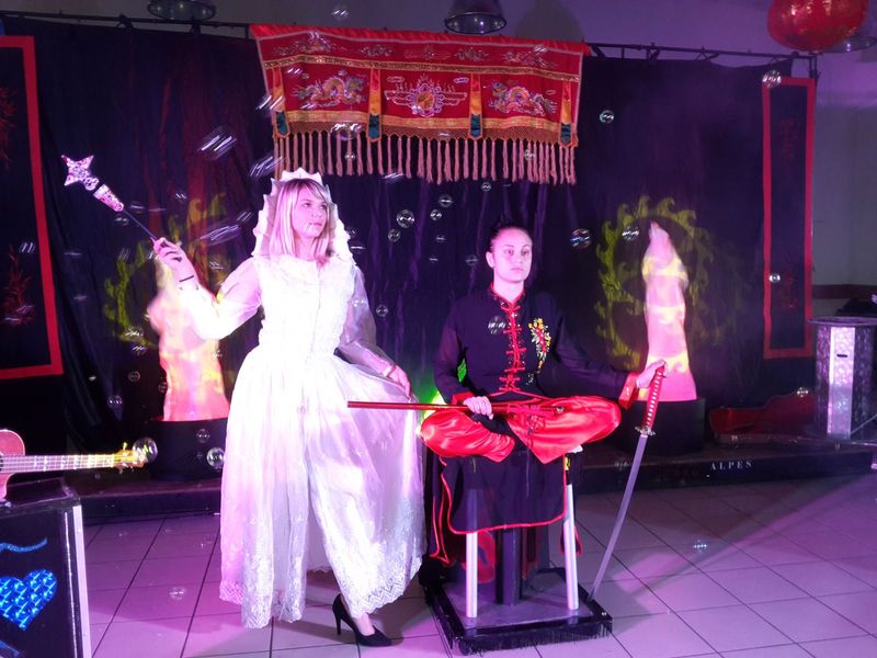 Tours de magie et grandes illusions pour manifestions de noël à Avignon